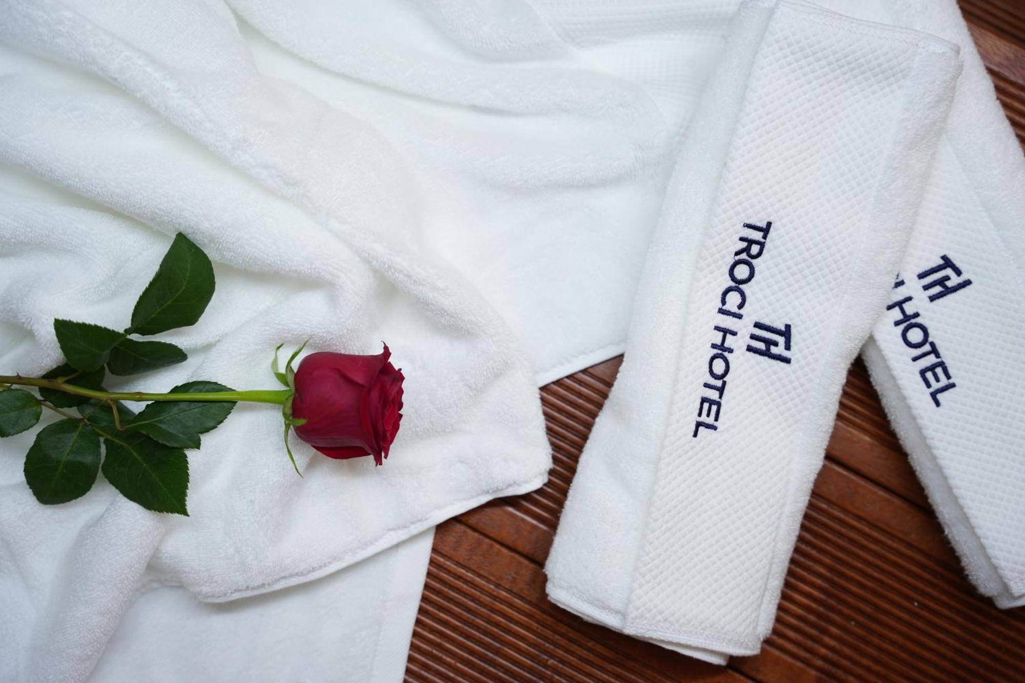 Troci Hotel Kamez エクステリア 写真